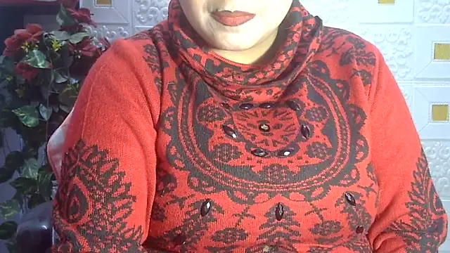 Snapshot of Sexy_komolika chatting on 01-05-25, 04:27 Sexy komolika online show from 01-05-25, 04:27
