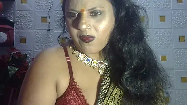 Snapshot of Sexy_komolika chatting on 01-22-25, 04:33 Sexy komolika online show from 01-22-25, 04:33