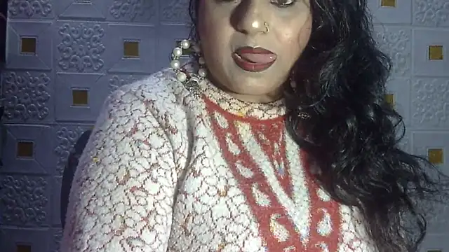 Snapshot of Sexy_komolika chatting on 02-01-25, 02:56 Sexy komolika online show from 02-01-25, 02:56