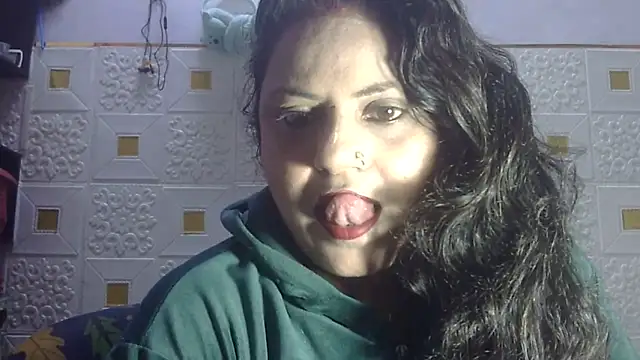 Snapshot of Sexy_komolika chatting on 02-02-25, 05:21 Sexy komolika online show from 02-02-25, 05:21