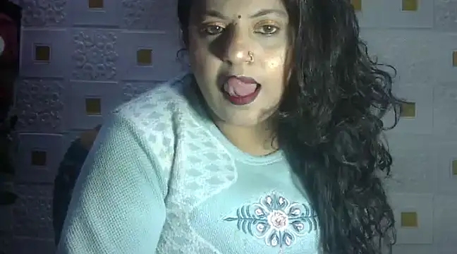 Snapshot of Sexy_komolika chatting on 02-04-25, 05:34 Sexy komolika online show from 02-04-25, 05:34