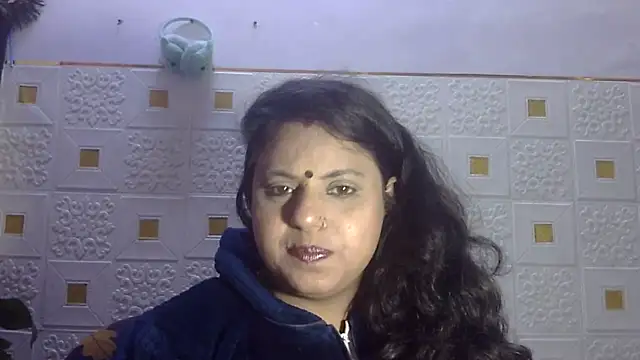 Snapshot of Sexy_komolika chatting on 02-11-25, 03:51 Sexy komolika online show from 02-11-25, 03:51