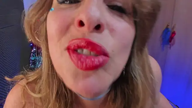 Snapshot of lilith_z chatting on 02-28-26, 12:44 lilith z online show from 02-28-26, 12:44