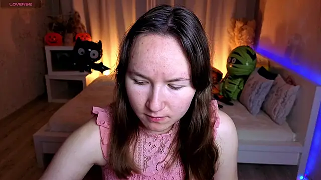 Little doll meow online show from 11-04-25, 03:16