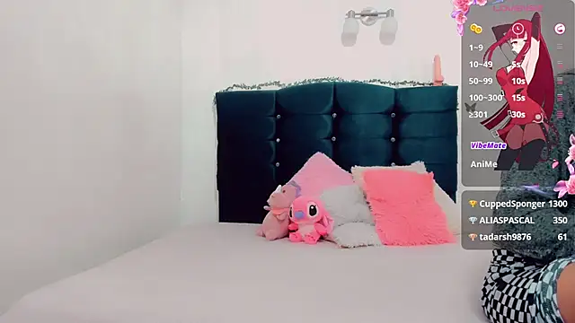 Snapshot of Rubi_30 chatting on 01-15-25, 07:23 Rubi 30 online show from 01-15-25, 07:23