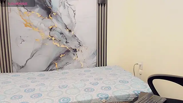 Snapshot of Rubi_30 chatting on 11-24-25, 02:06 Rubi 30 online show from 11-24-25, 02:06