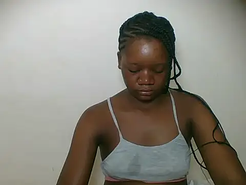 HotJeylee online show from 04-19-26, 12:00