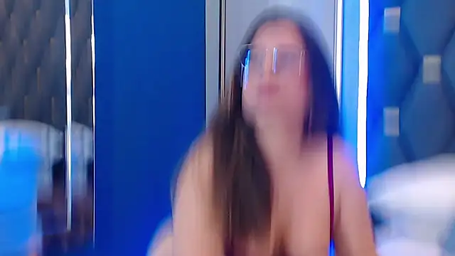 ThaniaJones online show from 12-15-25, 12:09