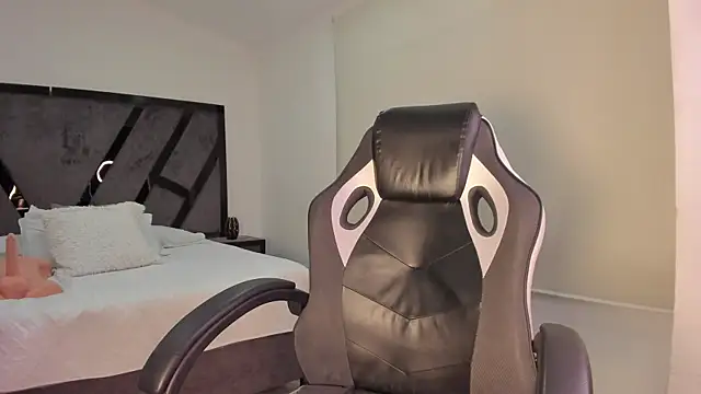 CamilaPreston online show from 04-20-26, 07:00