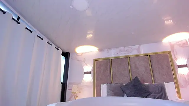 Snapshot of PaulinaDuarte chatting on 05-08-26, 11:37 PaulinaDuarte online show from 05-08-26, 11:37