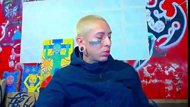 Snapshot of deivid_estrada chatting on 12-22-25, 05:10 deivid estrada online show from 12-22-25, 05:10