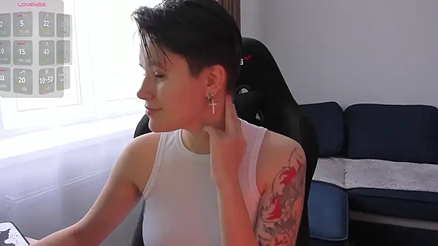 JessieFlower online show from 11-30-25, 08:40