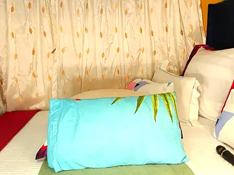 ChloeTyler23 online show from 03-07-25, 05:18