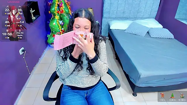 Snapshot of Lana_stone_ chatting on 12-10-24, 07:47 Lana stone online show from 12-10-24, 07:47