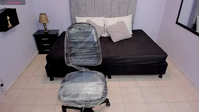 Snapshot of Lana_stone_ chatting on 03-11-25, 10:51 Lana stone online show from 03-11-25, 10:51