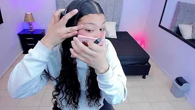 Snapshot of Lana_stone_ chatting on 03-13-25, 03:11 Lana stone online show from 03-13-25, 03:11