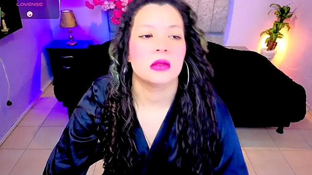 Snapshot of Lana_stone_ chatting on 09-11-25, 03:28 Lana stone online show from 09-11-25, 03:28