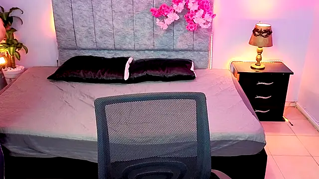 Snapshot of Lana_stone_ chatting on 10-11-25, 03:28 Lana stone online show from 10-11-25, 03:28