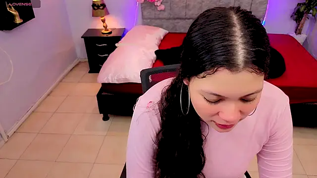 Snapshot of Lana_stone_ chatting on 10-18-25, 03:20 Lana stone online show from 10-18-25, 03:20