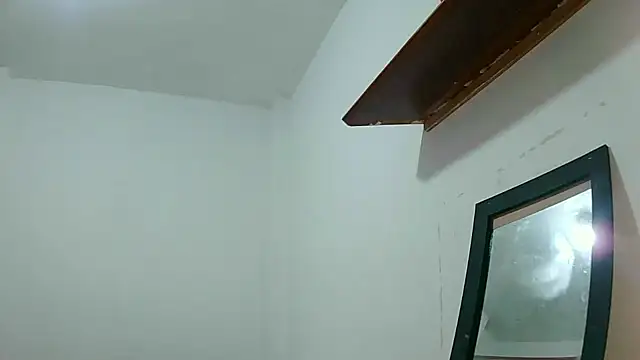 Snapshot of linzeysmith4 chatting on 12-07-24, 09:44 linzeysmith4 online show from 12-07-24, 09:44