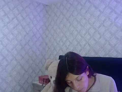 Emma-Wilson online show from 10-15-25, 05:18