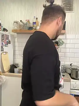 Snapshot of Pair_of_Gods_ chatting on 02-12-25, 09:20 Pair of Gods online show from 02-12-25, 09:20