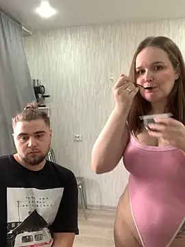 Snapshot of Pair_of_Gods_ chatting on 03-12-25, 09:12 Pair of Gods online show from 03-12-25, 09:12