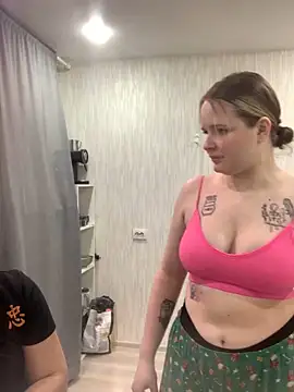 Snapshot of Pair_of_Gods_ chatting on 03-20-25, 01:26 Pair of Gods online show from 03-20-25, 01:26