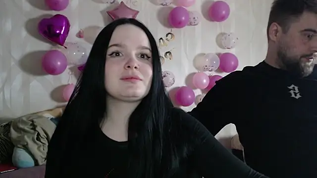 Snapshot of Pair_of_Gods_ chatting on 03-16-26, 06:01 Pair of Gods online show from 03-16-26, 06:01