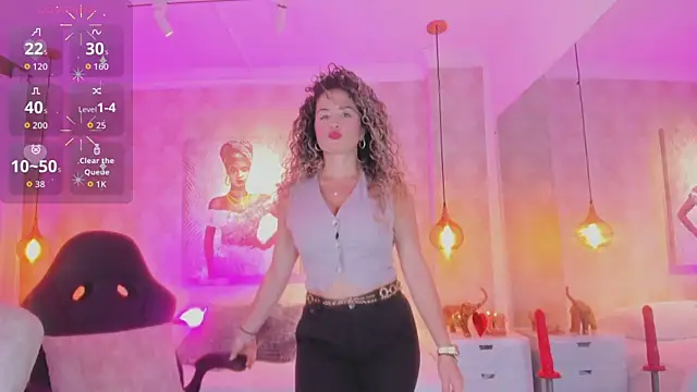 Snapshot of Shantall__ chatting on 07-11-26, 11:13 Shantall online show from 07-11-26, 11:13