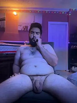 Snapshot of bigdickgio6923 chatting on 09-30-25, 03:55 bigdickgio6923 online show from 09-30-25, 03:55