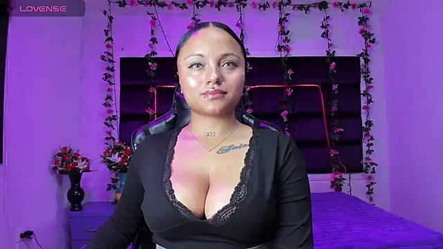 sweelanna   online show from 03-08-26, 12:52