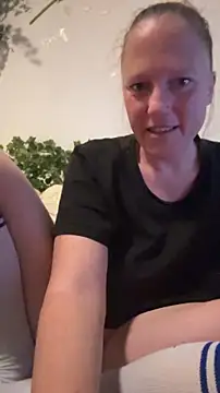 MoniqueLaFee online show from 06-14-26, 02:35