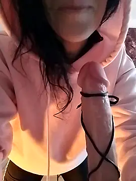 freyamoret online show from 01-26-25, 07:32