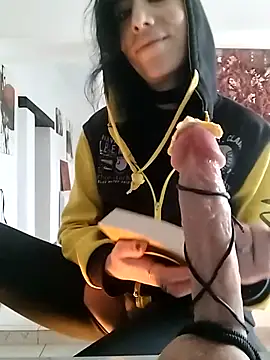 freyamoret online show from 02-11-25, 11:54