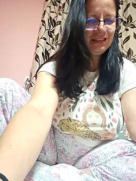 KristenVega online show from 10-03-25, 07:16