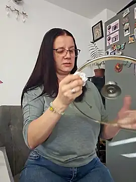 KristenVega online show from 10-27-25, 01:04