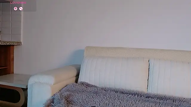 AMELIETARSON online show from 04-23-26, 09:39