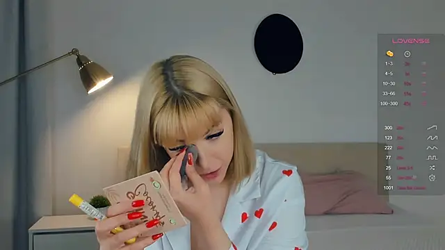 KateDolphin online show from 01-21-25, 04:37