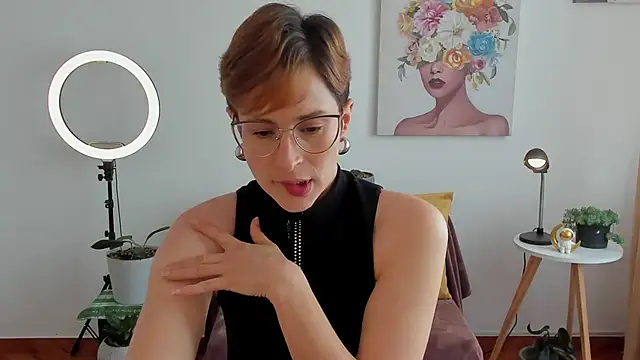 cuddlingbunny online show from 02-28-25, 06:20