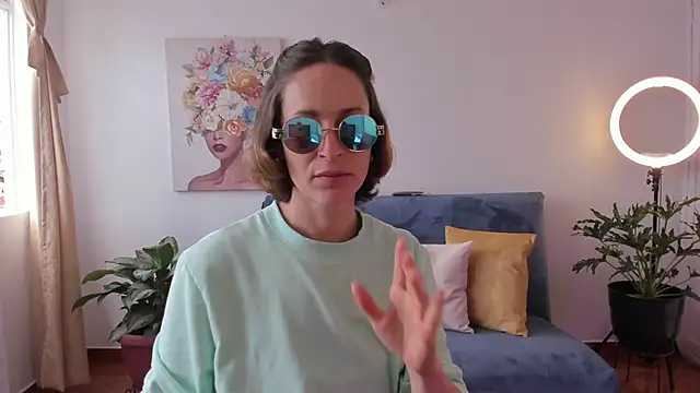 cuddlingbunny online show from 03-16-26, 05:17