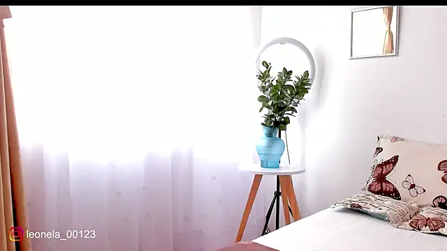 Snapshot of cuddlingbunny chatting on 06-27-26, 07:19 cuddlingbunny online show from 06-27-26, 07:19