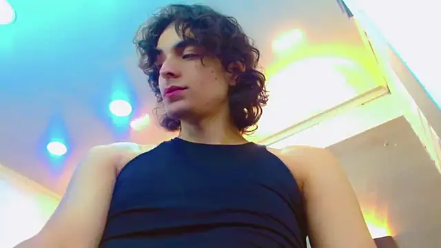 Snapshot of Sr_BonnyEthan chatting on 10-22-25, 02:17 Sr BonnyEthan online show from 10-22-25, 02:17