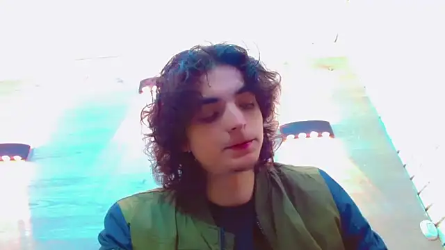 Snapshot of Sr_BonnyEthan chatting on 11-05-25, 01:44 Sr BonnyEthan online show from 11-05-25, 01:44