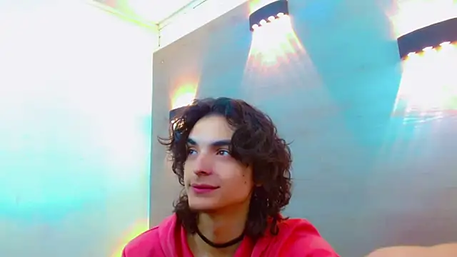 Snapshot of Sr_BonnyEthan chatting on 11-19-25, 02:17 Sr BonnyEthan online show from 11-19-25, 02:17