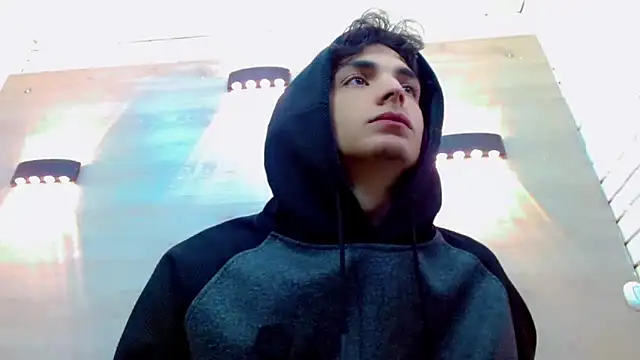 Snapshot of Sr_BonnyEthan chatting on 11-26-25, 01:56 Sr BonnyEthan online show from 11-26-25, 01:56