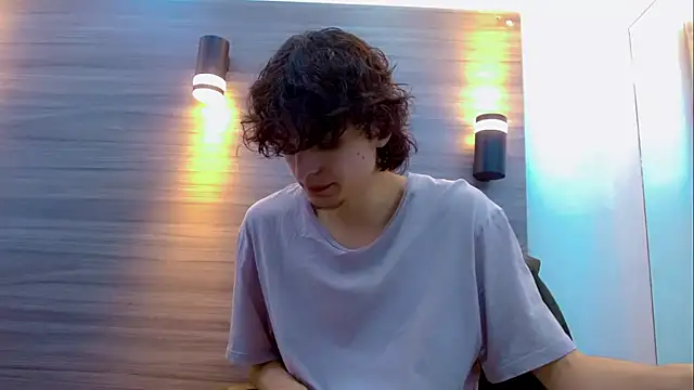 Sr BonnyEthan online show from 03-18-26, 12:52