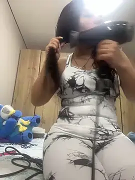 Isa-Jones online show from 12-14-25, 12:16