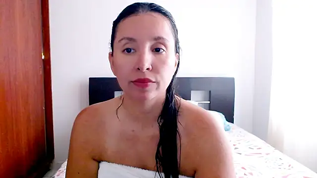 emely sexx20 online show from 02-15-25, 07:28