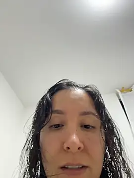 Snapshot of emely_sexx20 chatting on 07-16-26, 02:17 emely sexx20 online show from 07-16-26, 02:17
